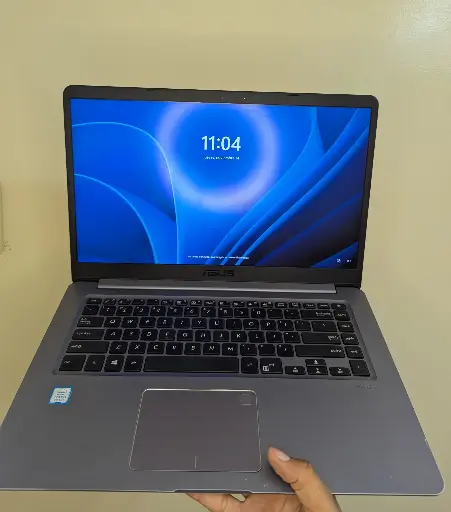 ASUS Intel Core i5-8250